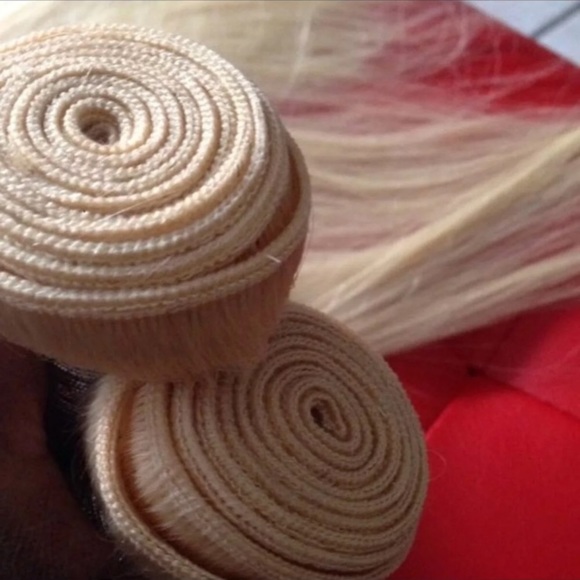3 BUNDLES OF 613 BRAZILIAN BLONDE 100% VIRGIN HAIR main image 4